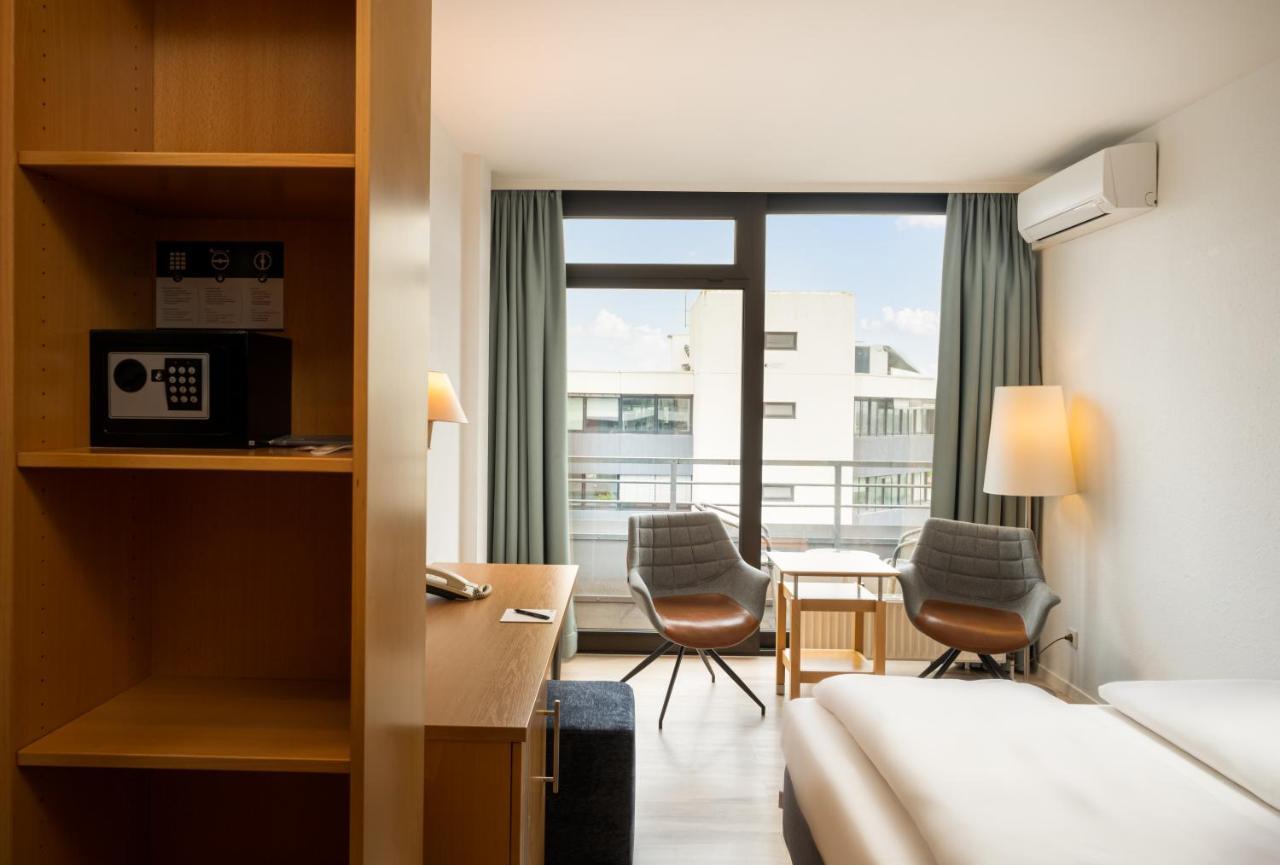 อาร์ตโฮเทล เอเอ็นเอ นีโอเทล Hotel สตุตการ์ต ภายนอก รูปภาพ