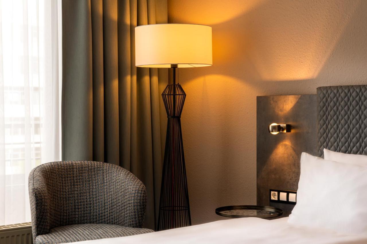 อาร์ตโฮเทล เอเอ็นเอ นีโอเทล Hotel สตุตการ์ต ภายนอก รูปภาพ