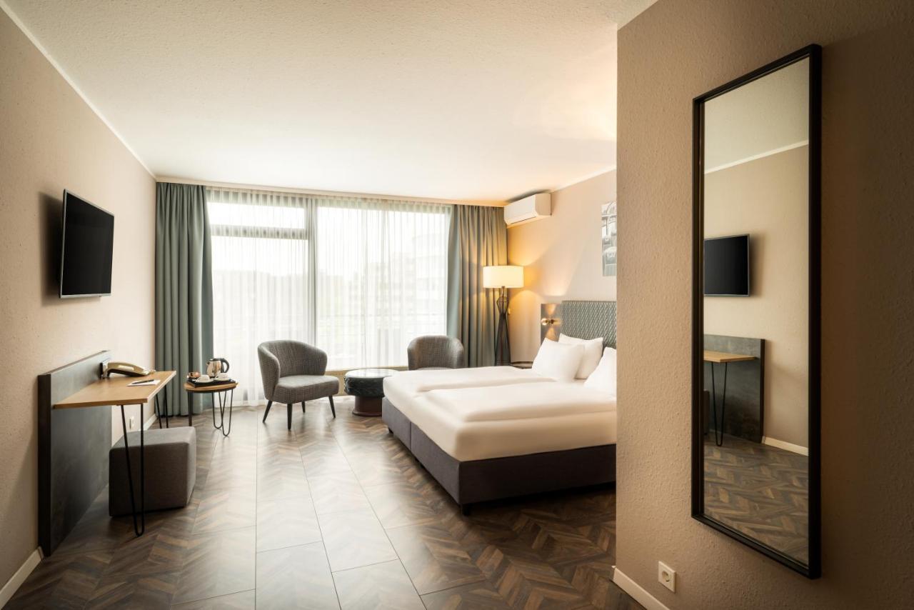 อาร์ตโฮเทล เอเอ็นเอ นีโอเทล Hotel สตุตการ์ต ภายนอก รูปภาพ