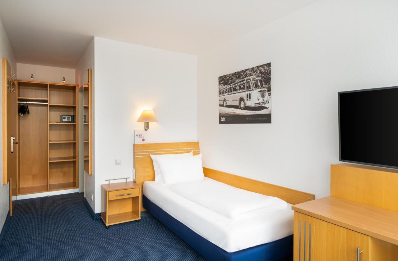 อาร์ตโฮเทล เอเอ็นเอ นีโอเทล Hotel สตุตการ์ต ภายนอก รูปภาพ