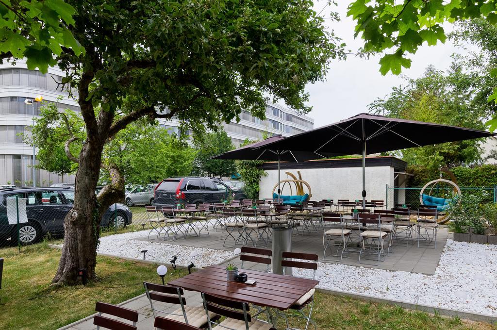 อาร์ตโฮเทล เอเอ็นเอ นีโอเทล Hotel สตุตการ์ต ภายนอก รูปภาพ