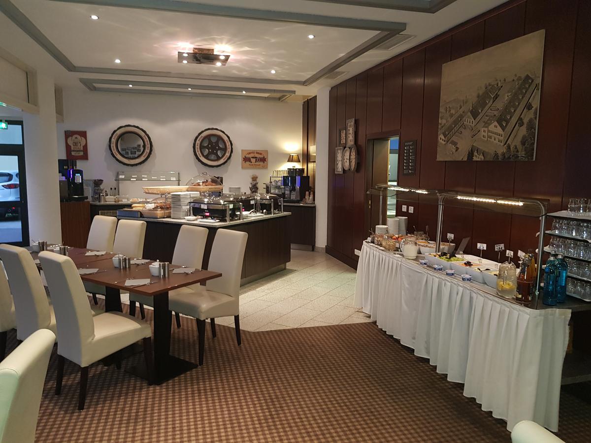อาร์ตโฮเทล เอเอ็นเอ นีโอเทล Hotel สตุตการ์ต ภายนอก รูปภาพ